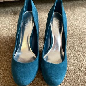 Jessica Simpson teal suede heels